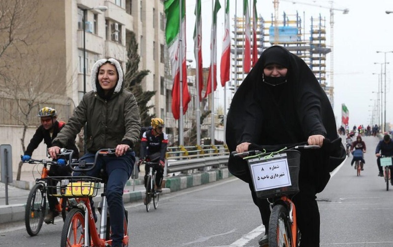 دوچرخه سواری برای بانوان منع قانونی ندارد