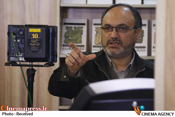 بیدل: مشکل اصلی سینمای ما خلأهای قانونی و فقدان یک آیین نامه لازم الاجرا در خصوص نحوه تولید آثار است تهیه کنندگان پای سرمایه گذاران را به سینما باز کردند بیدل: مشکل اصلی سینمای ما خلأهای قانونی و فقدان یک آیین نامه لازم الاجرا در خصوص نحوه تولید آثار است تهیه کنندگان پای سرمایه گذاران را به سینما باز کردند