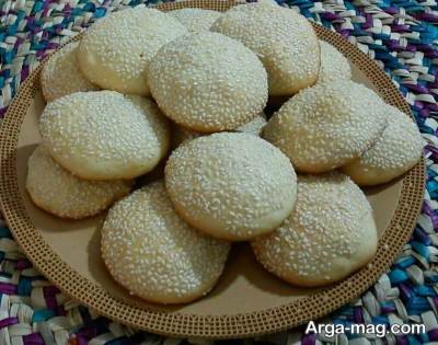 طرز تهیه کلوچه کنجدی بسیار خوشمزه در منزل