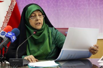 ابتکار: دولت پیگیر تصویب لایحه کودک همسری است